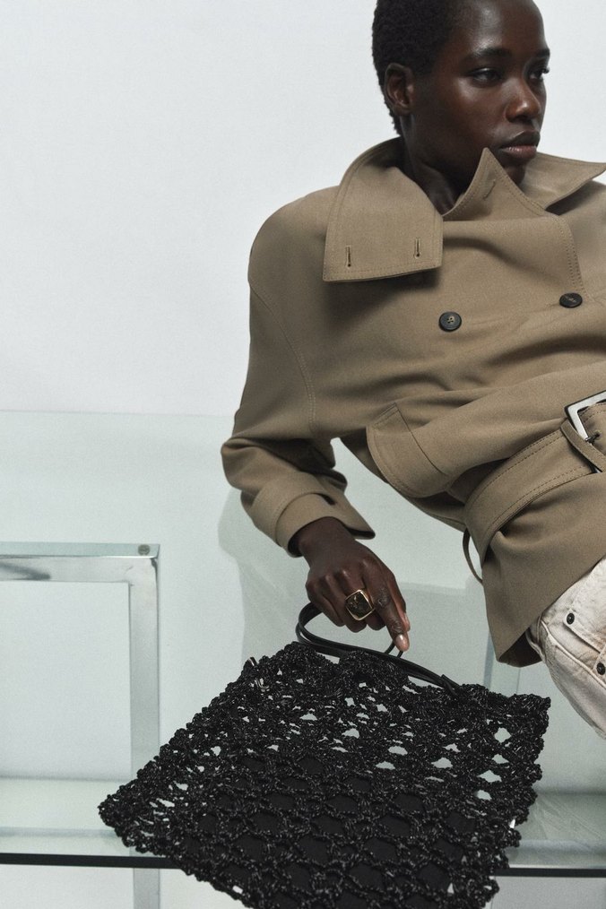 Kemerli Kısa Bej Deri Kadın Trençkot - Görsel 2