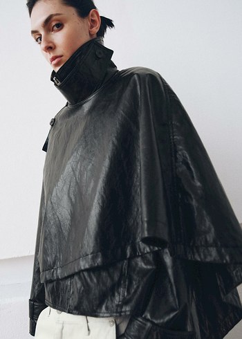 Siyah Drapeli Uzun Deri Kadın Ceket - Görsel 2