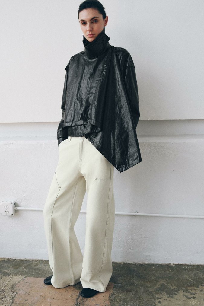 Siyah Drapeli Uzun Deri Kadın Ceket - Görsel 5