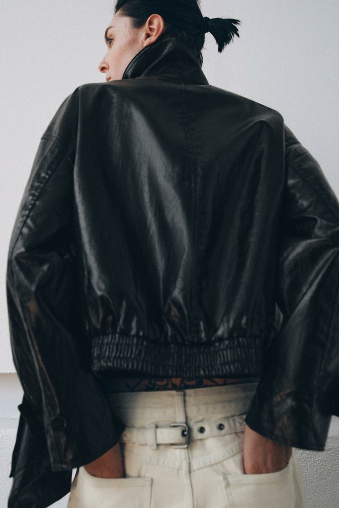 Siyah Drapeli Uzun Deri Kadın Ceket - Görsel 3