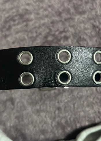 siyah kuşgözü delikli kemer - Görsel 3