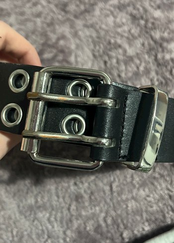 siyah kuşgözü delikli kemer - Görsel 2