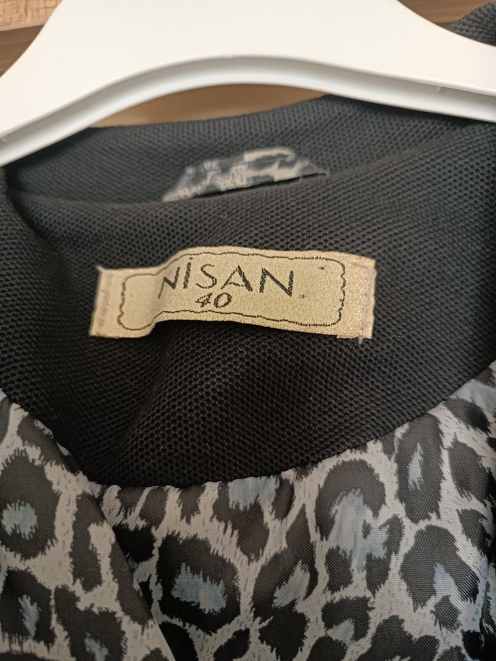 Kadın Siyah Düğmeli Midi Blazer Ceket - Görsel 3