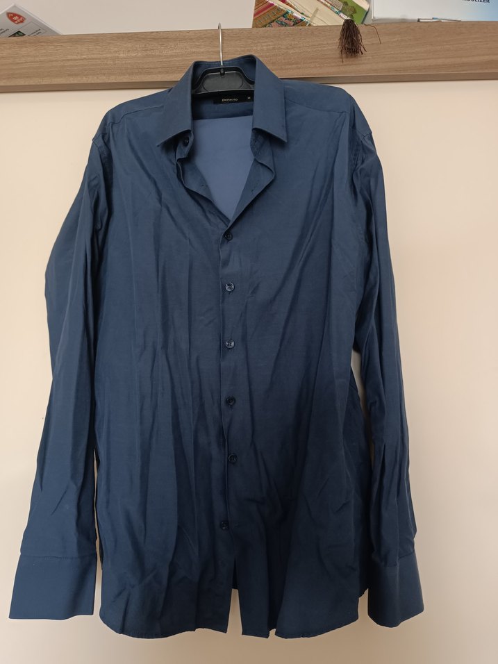 Uzun Kollu Düğmeli Mavi Erkek Gömlek - Görsel 2