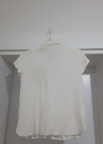 Düğmeli Kısa Kollu Beyaz Kadın Gömlek - Görsel 5