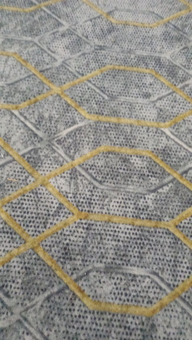 Gri Yılan Desenli Modern Halı - Görsel 3