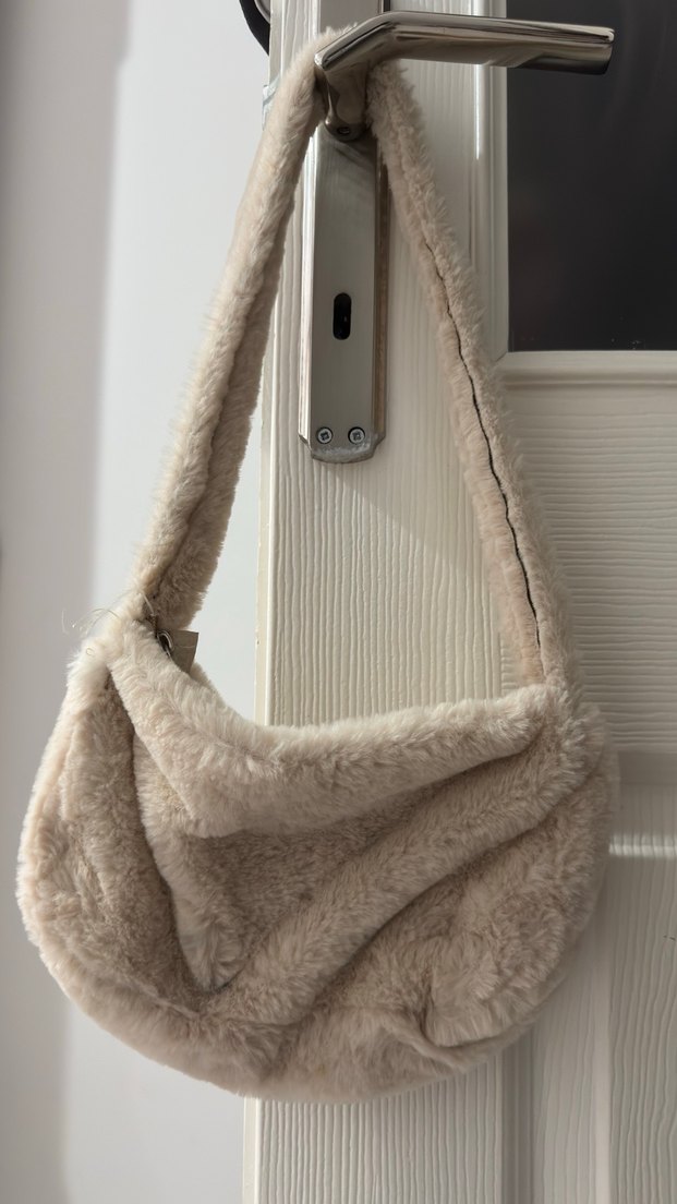 Bej Peluş Kadın Omuz Çantası - Görsel 2