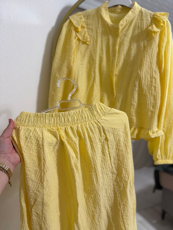 Sarı Uzun Keten Elbise, Uzun Kollu - Görsel 2
