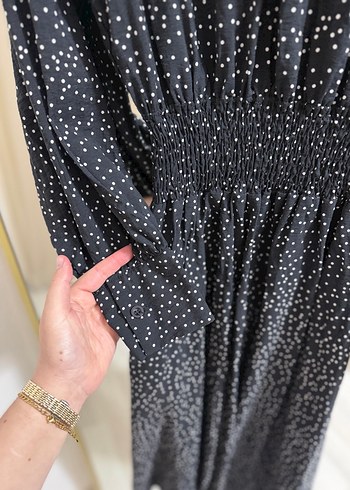 Uzun Kollu Siyah Piliseli Uzun Elbise - Görsel 2