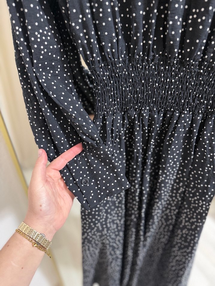 Uzun Kollu Siyah Piliseli Uzun Elbise - Görsel 2