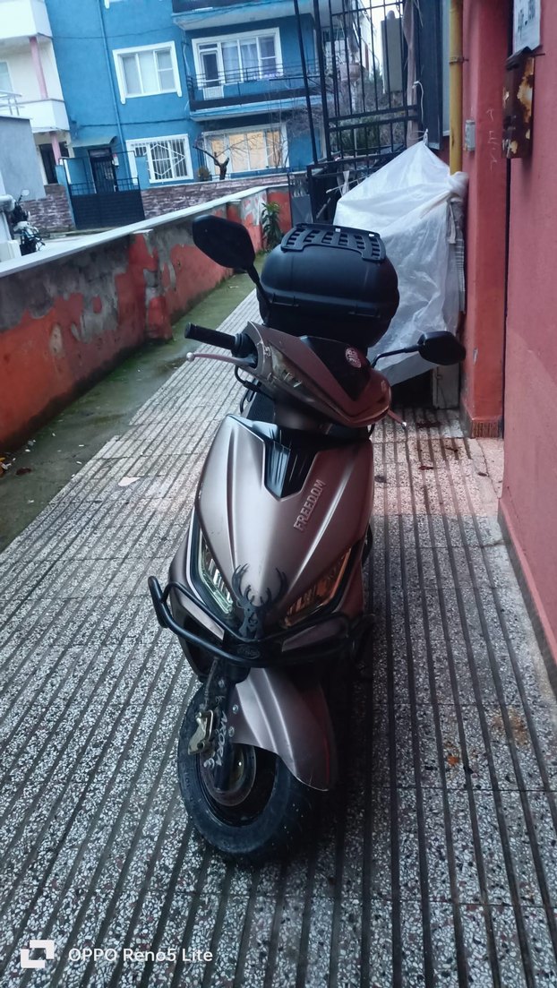 Gri Biker Tarzı Motosiklet Kaskı 68.000tl - Görsel 2