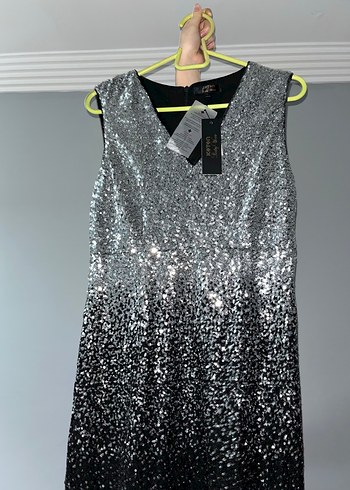 Gri Mini V Yaka Zincir Detaylı Kadın Elbise - Görsel 10