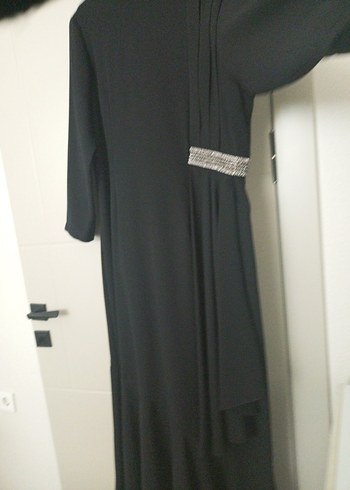 Uzun Kollu Siyah Dökümlü Kadın abi'ye elbise - Görsel 6