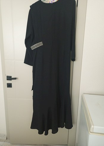 Uzun Kollu Siyah Dökümlü Kadın abi'ye elbise - Görsel 4