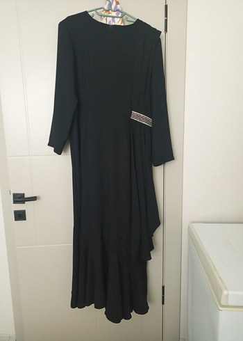 Uzun Kollu Siyah Dökümlü Kadın abi'ye elbise - Görsel 5