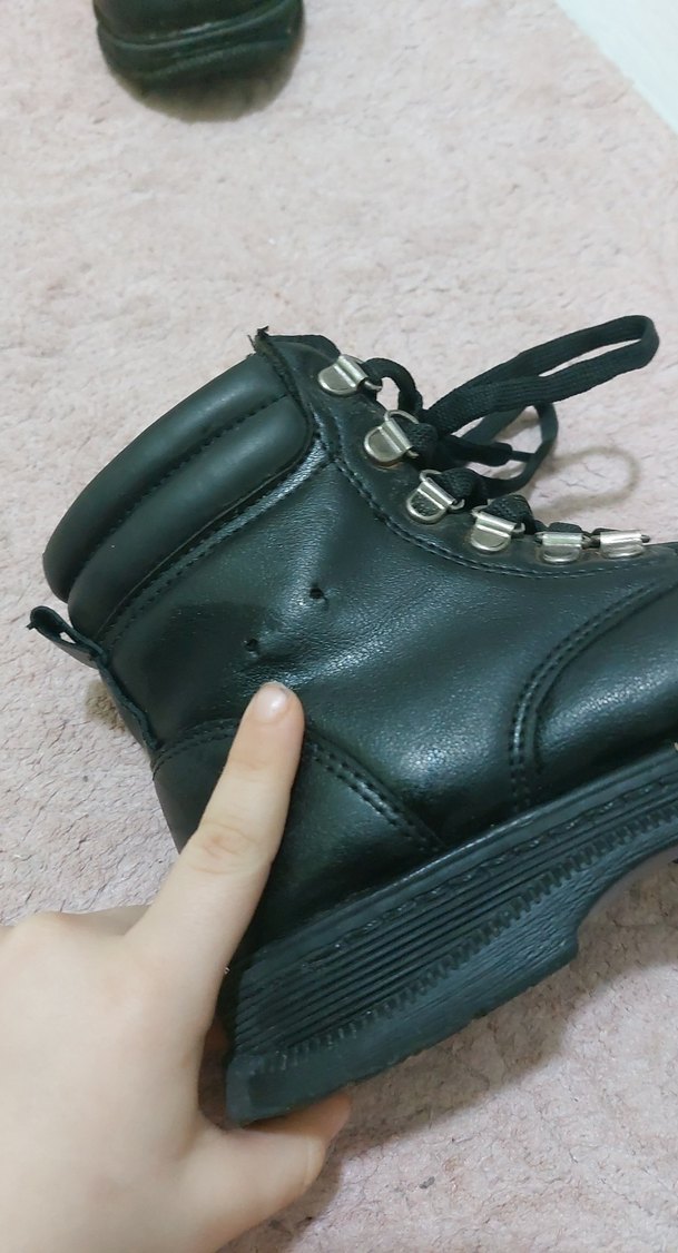 Siyah Deri Erkek Çocuk Goth Bot - Görsel 3