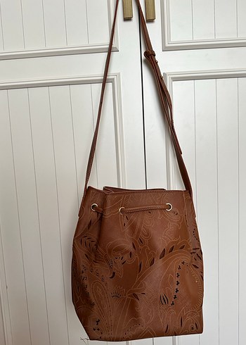 Kahverengi İşlemeli Deri Kadın Çanta - Görsel 3