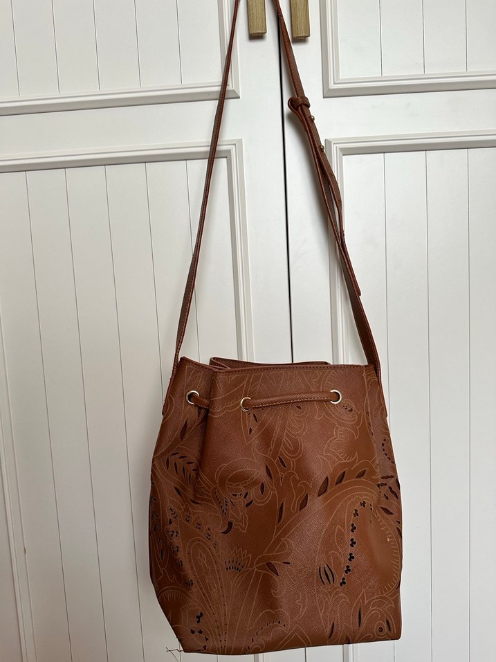 Kahverengi İşlemeli Deri Kadın Çanta - Görsel 3