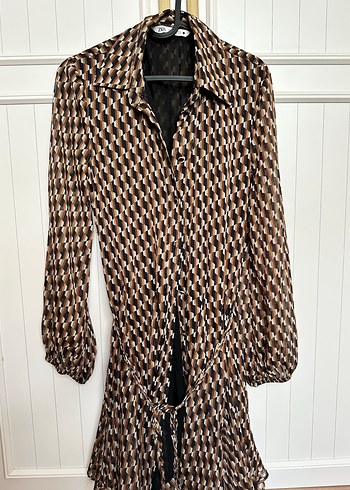 Kahverengi Yılan Desenli Pilili Uzun Kadın Kaban - Görsel 3