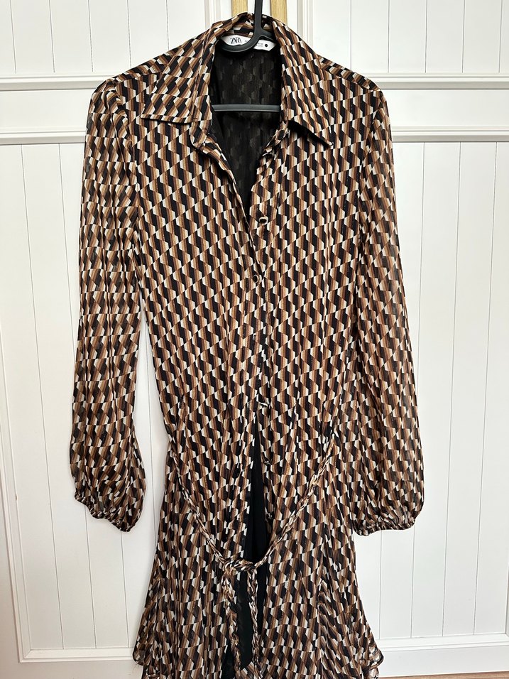 Kahverengi Yılan Desenli Pilili Uzun Kadın Kaban - Görsel 3