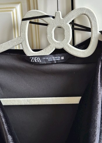 Drapeli Siyah V Yaka Kadın Bluz Zara - Görsel 3