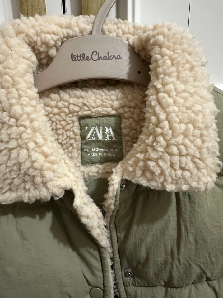 Bej Kürklü Erkek Çocuk Yelek Zara - Görsel 2