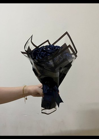 saten kurdaleli lacivert çiçek - Görsel 3