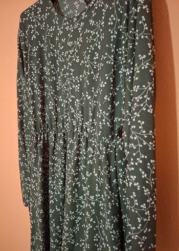 Yeşil elbise - Görsel 2