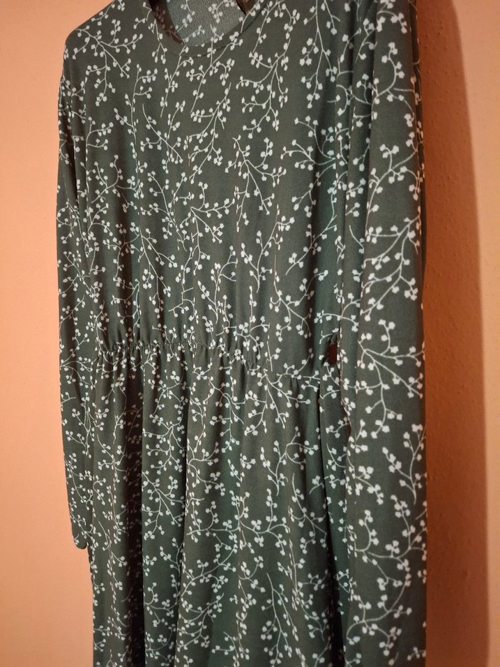 Yeşil elbise - Görsel 2