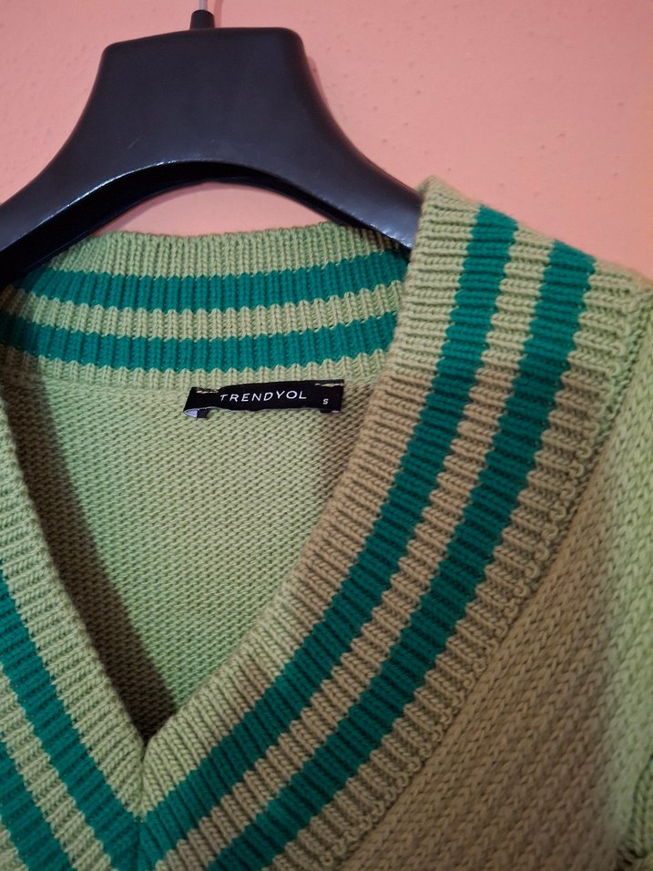 Kadın Triko V Yaka Yeşil Süveter - Görsel 2