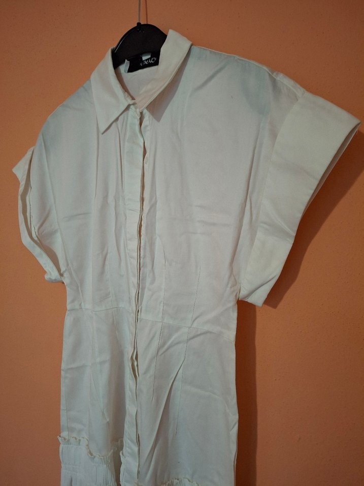 Beyaz Düğmeli Kısa Kollu Kadın Gömlek - Görsel 4