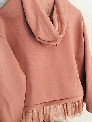 Zara Fırfırlı sweat salaş