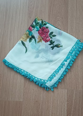 Çiçek Desenli Fırfırlı Çok Renkli Kadın Fuları - Görsel 18