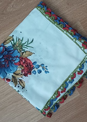 Çiçek Desenli Fırfırlı Çok Renkli Kadın Fuları - Görsel 15