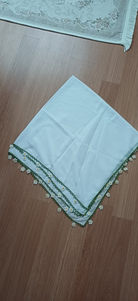 Çiçek Desenli Fırfırlı Çok Renkli Kadın Fuları - Görsel 4