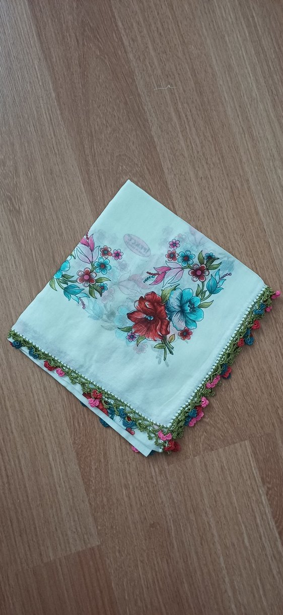 Dantel Kenarlı Çok Renkli Kadın Fular - Görsel 4