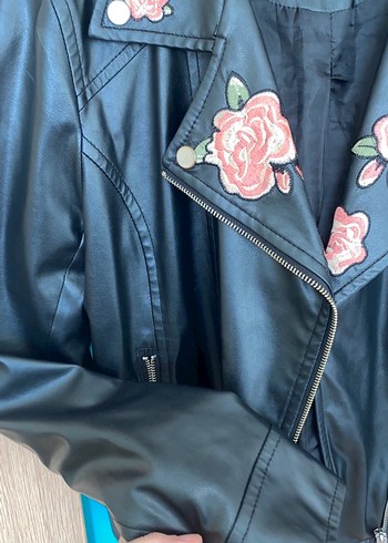 Nakışlı Siyah Deri Biker Ceket - Görsel 2