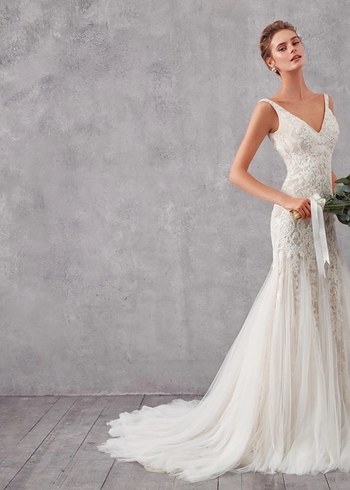 Oleg Cassini İkonik Kapak Modeli(Elvin Levinler tercihi) + duvak - Görsel 5