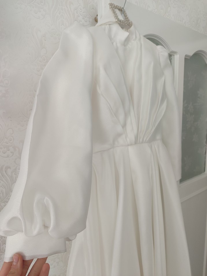 Uzun Kollu Beyaz A Kesim Abiye - Görsel 4