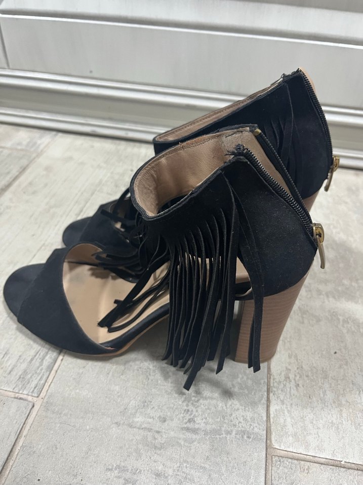 Siyah Süet Püsküllü Kadın Topuklu - Görsel 2