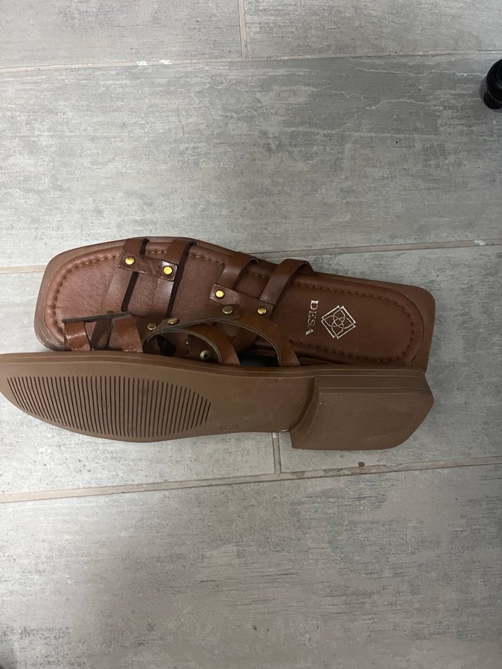 Desa Kahverengi Kadın Terlik - Görsel 2