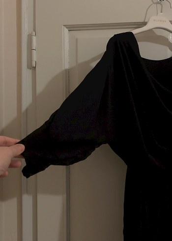 Uzun Kollu Tüllü Siyah Elbise - Görsel 3