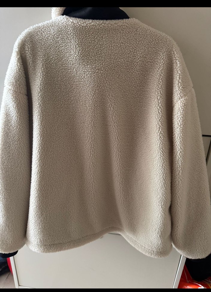 Beyaz Siyah Kontrastlı Yumuşak Kadın Ceket - Görsel 4