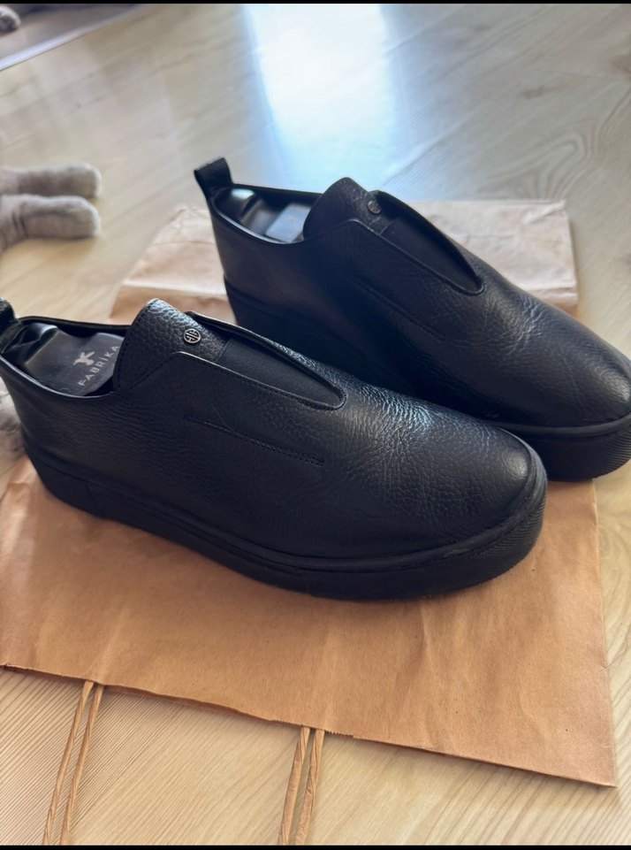 Siyah Minimalist Kadın Günlük Ayakkabı - Görsel 3