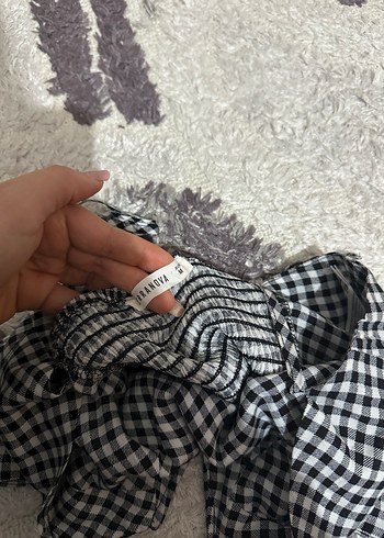 Askılı V Yaka Kareli Kısa Üst - Görsel 3