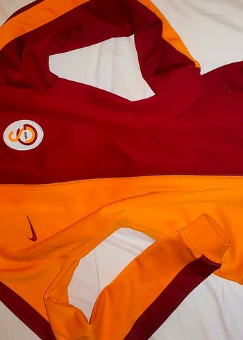 kadın orjinal Galatasaray ceket - Görsel 2