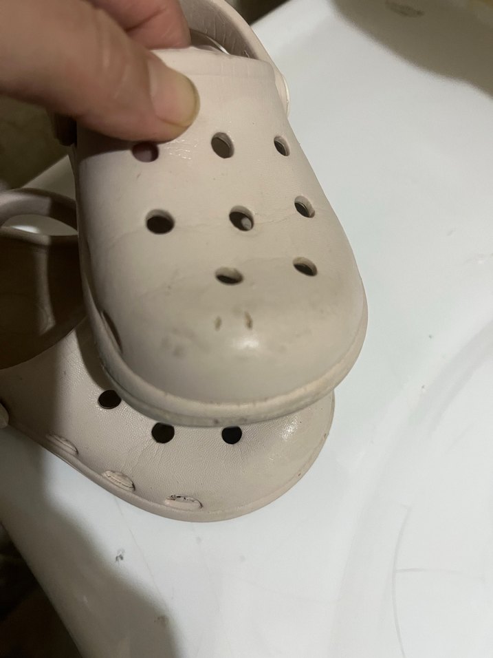 Kız Çocuk Beyaz Tokalı Kauçuk Terlik - Görsel 5