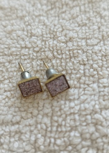 Bej Payetli Midi Çiçek Küpeler - Görsel 6