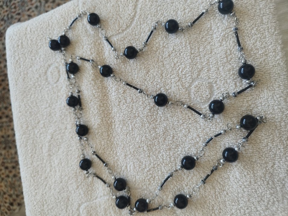 Uzun Siyah Boncuklu Gotik Kolye - Görsel 2