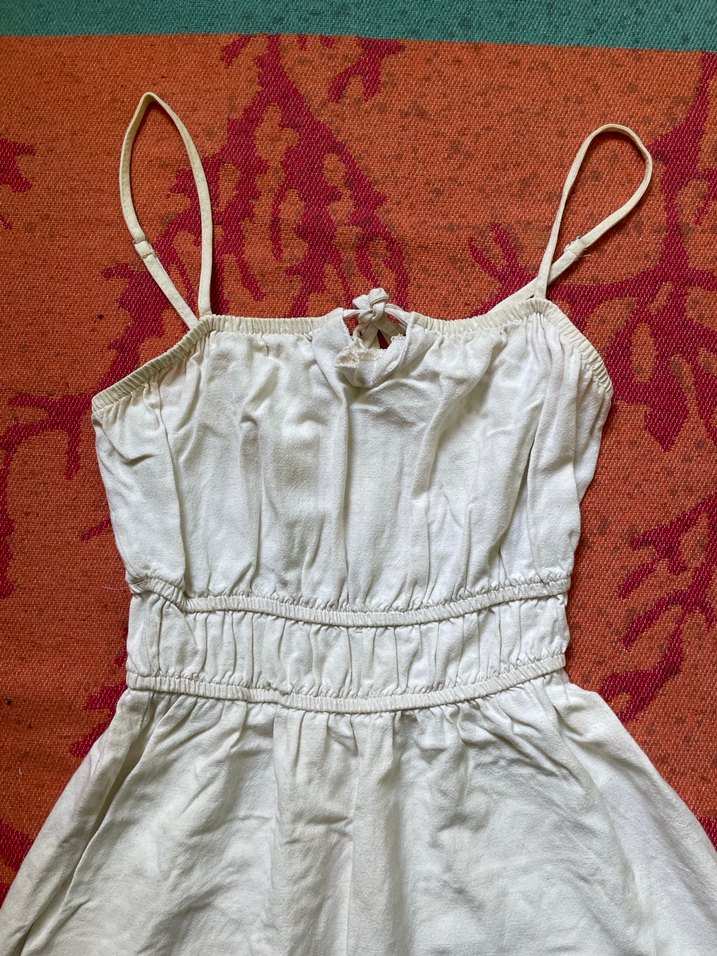 Beyaz Keten Askılı Midi Elbise - Görsel 2